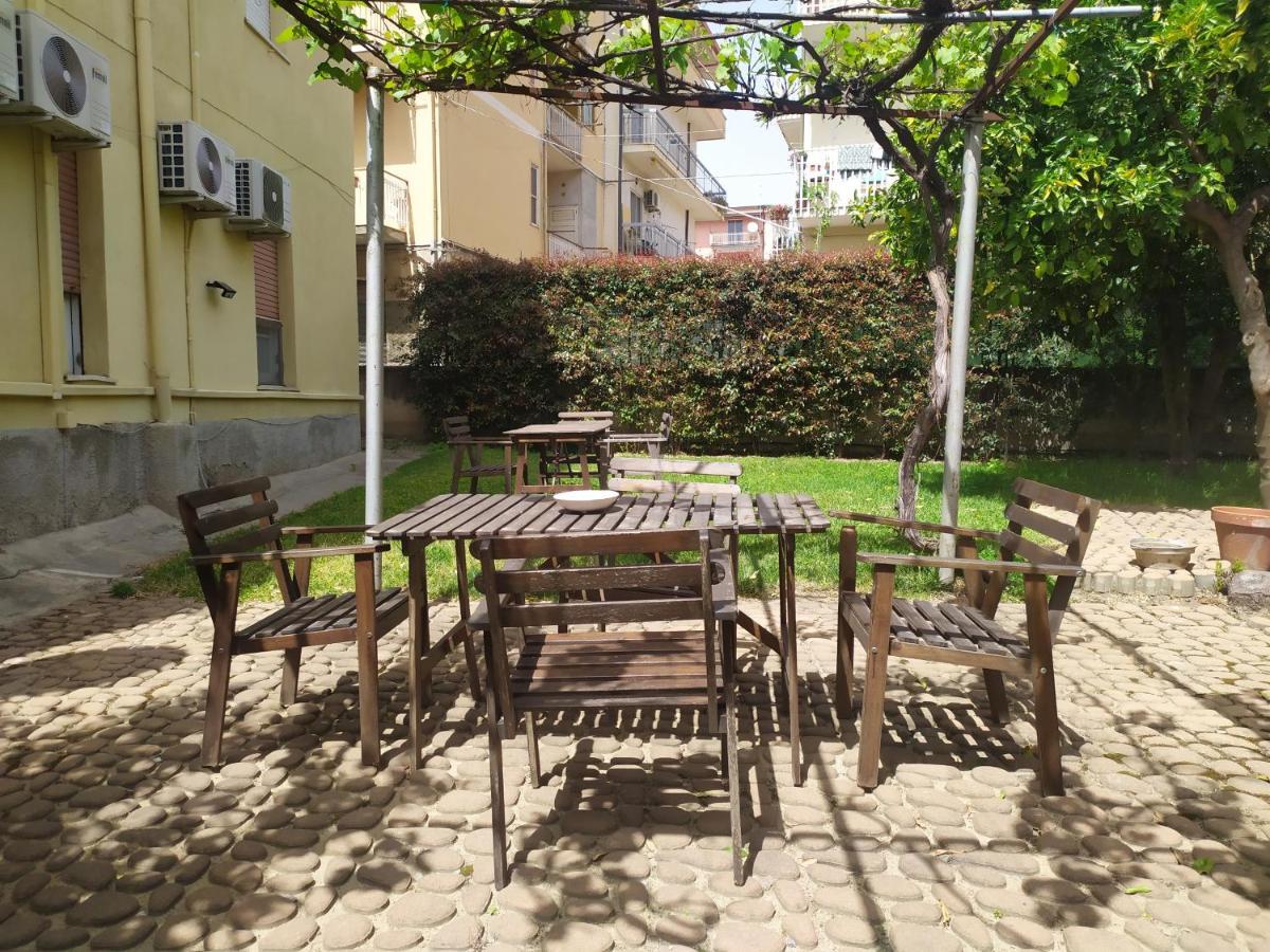 Apartamento Barnet House Lamezia Lamezia Terme Exterior foto